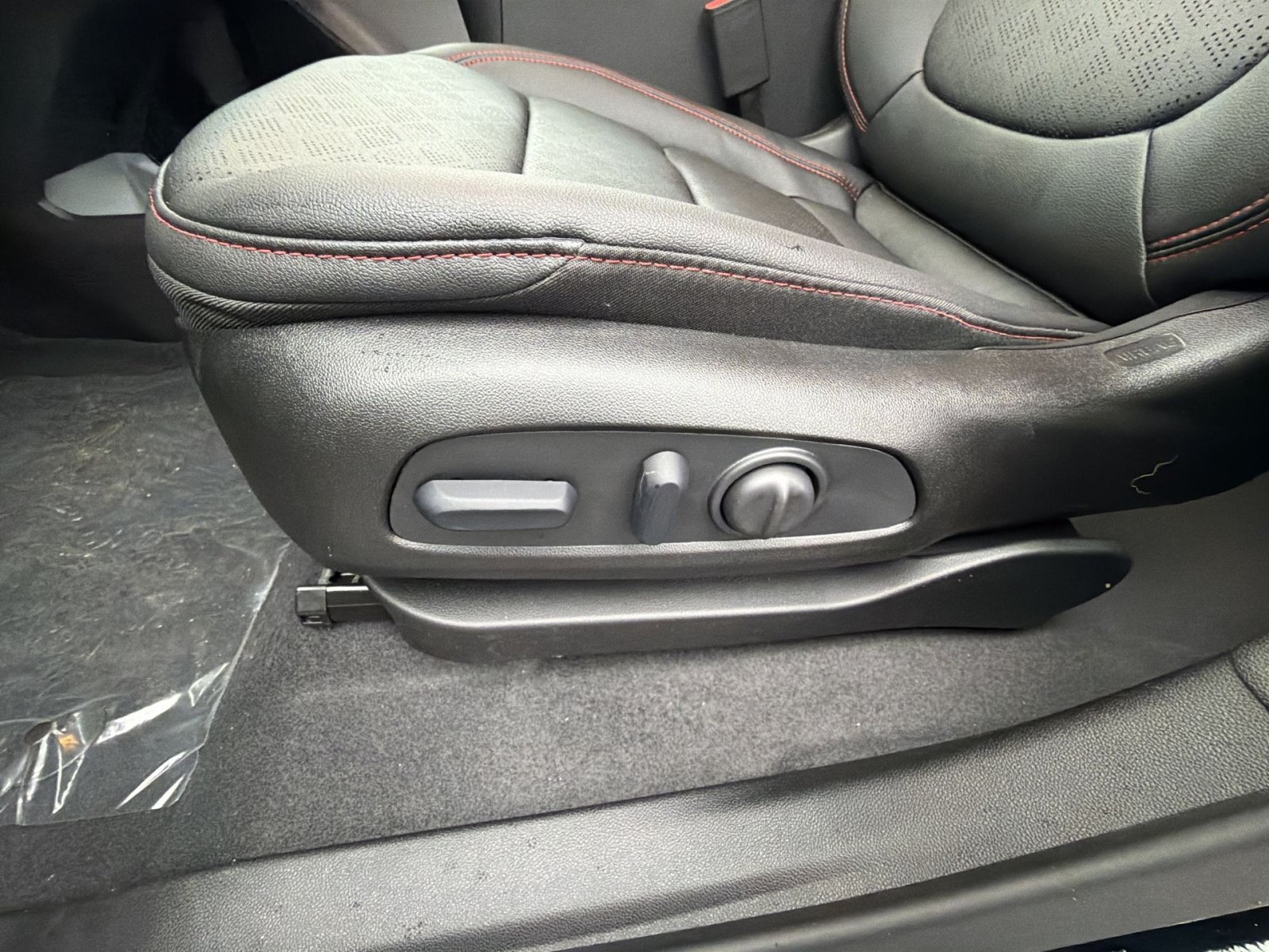 New 2027 Chevrolet Bolt RS FWD image 14
