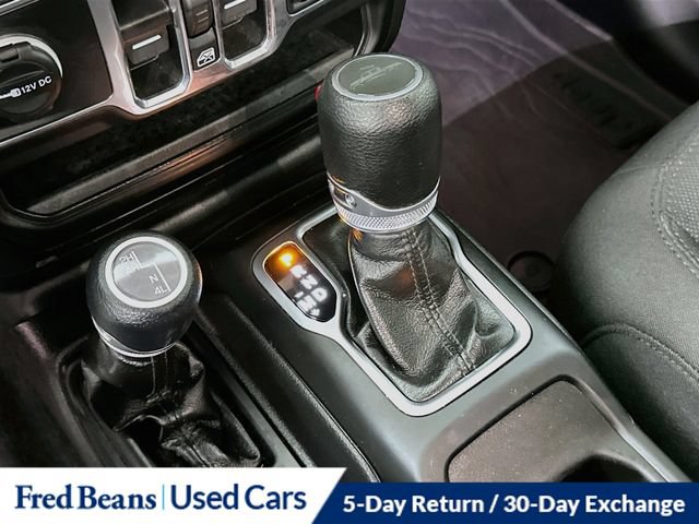 Used 2023 Jeep Gladiator Sport AWD/4WD image 23