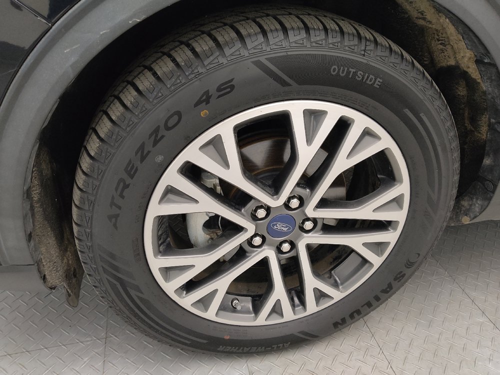 Used 2020 Ford Escape SEL FWD image 31