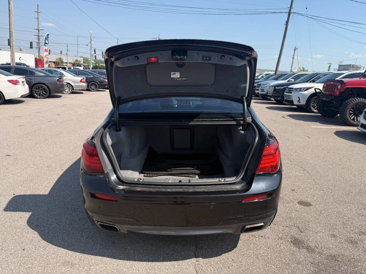 Used 2014 BMW 740Li xDrive w/ Executive Package AWD/4WD image 23