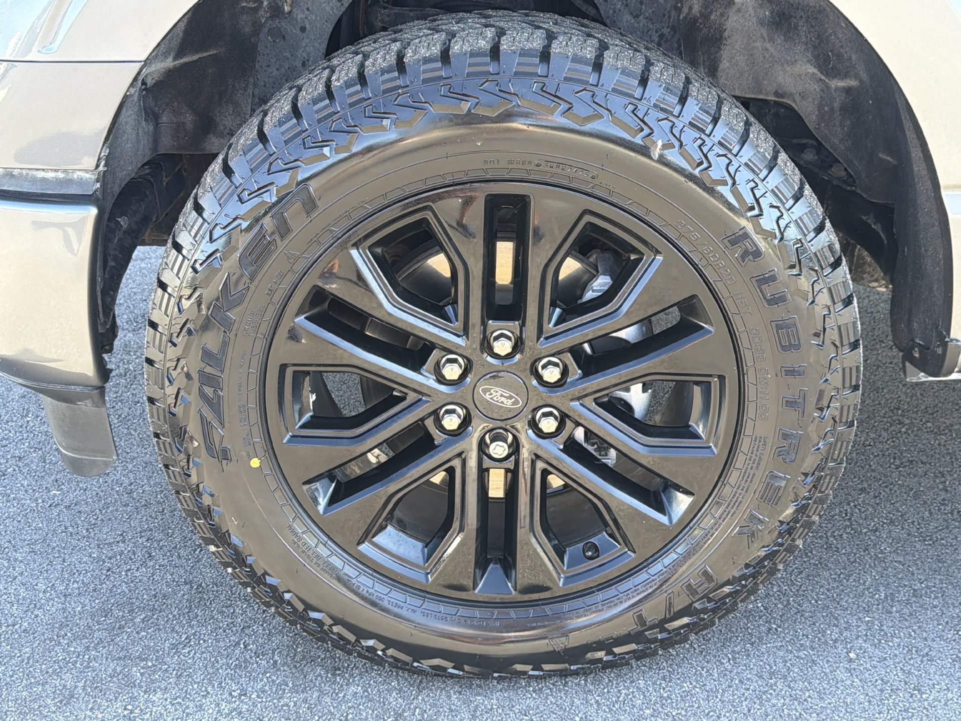 Used 2024 Ford F150 XLT w/ Equipment Group 302A MID AWD/4WD image 32