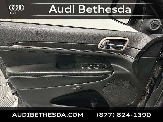 Used 2015 Jeep Grand Cherokee Limited AWD/4WD image 15