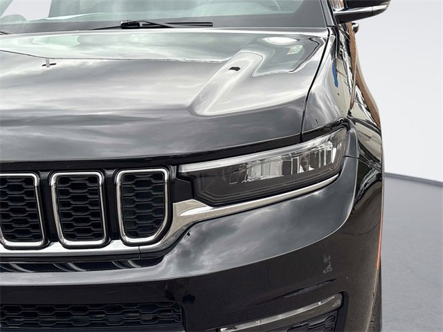 Used 2024 Jeep Grand Cherokee L Limited w/ Luxury Tech Group II image 9