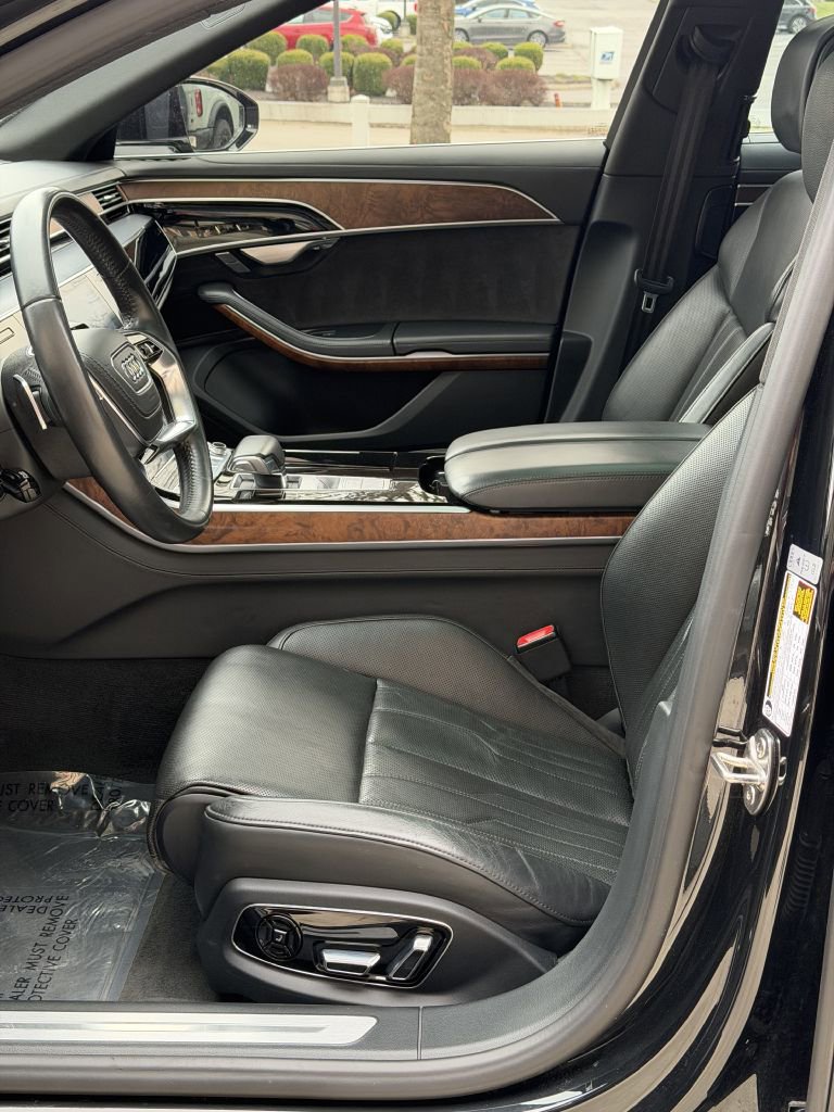 Used 2019 Audi A8 L 3.0T w/ Luxury Package image 19
