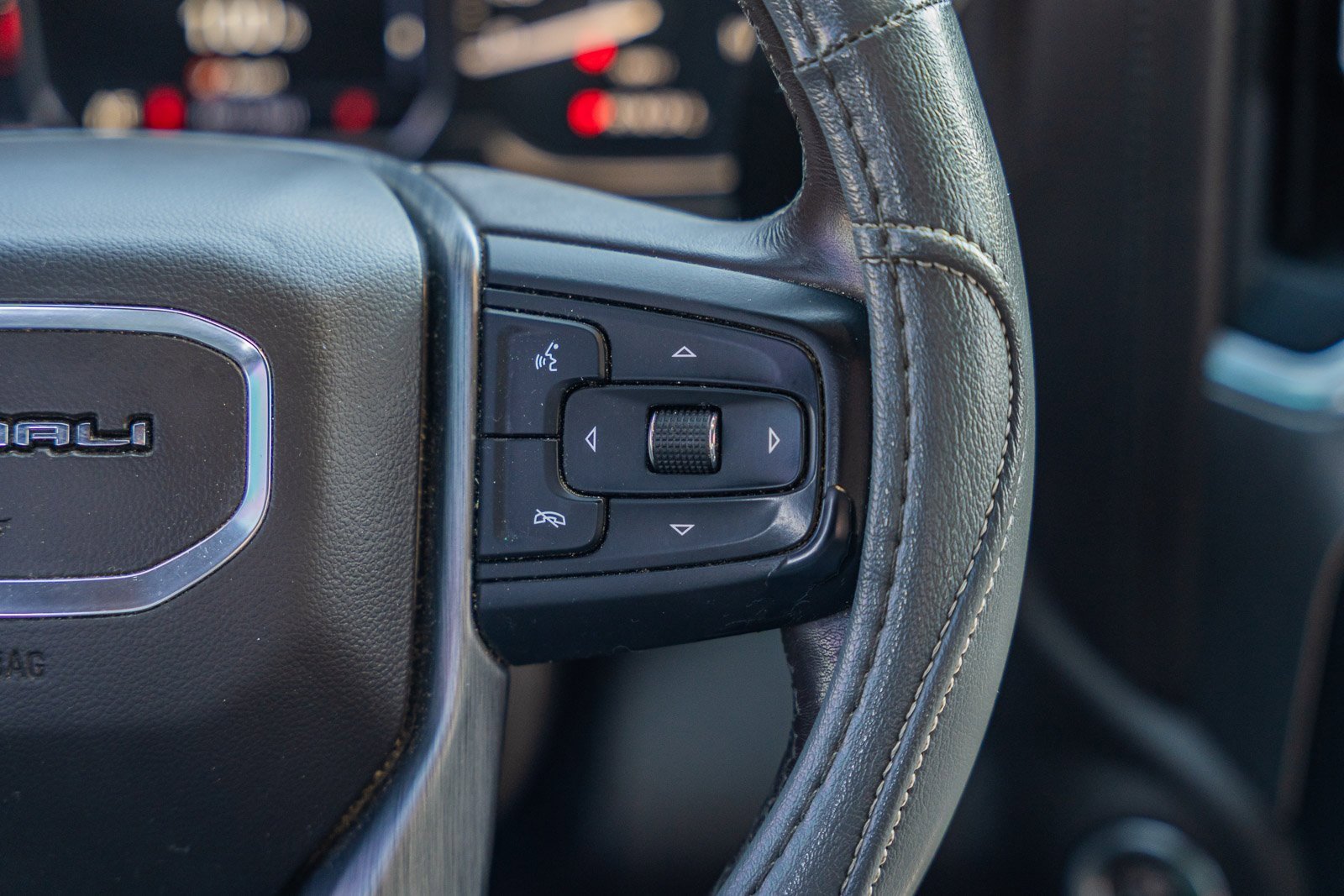 Used 2020 GMC Sierra 2500 Denali w/ Technology Package image 38