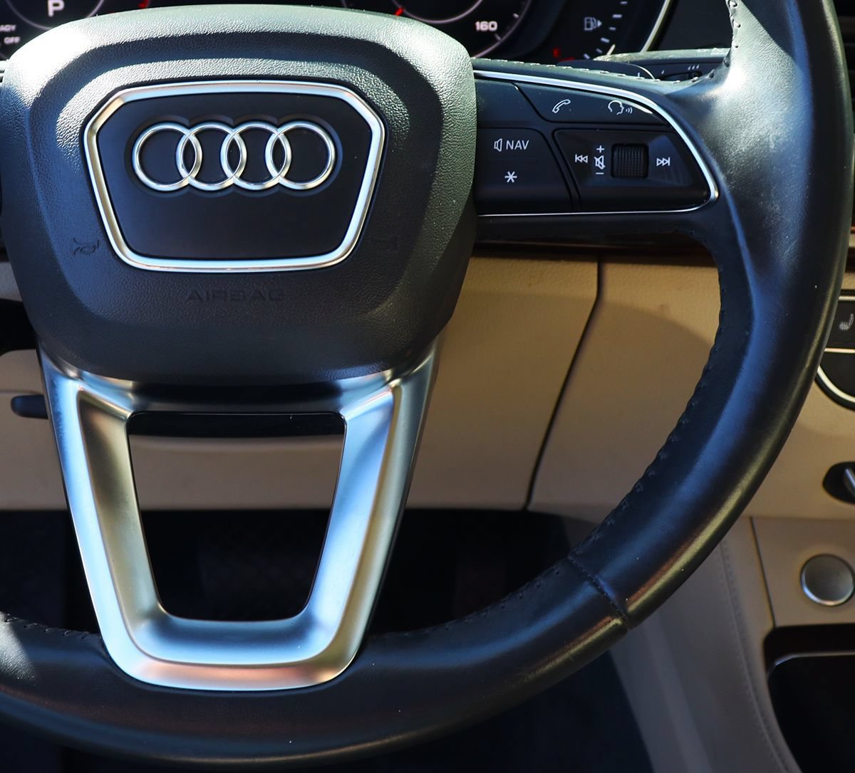 Used 2019 Audi Q5 2.0T Premium Plus w/ Premium Plus Package AWD/4WD image 59