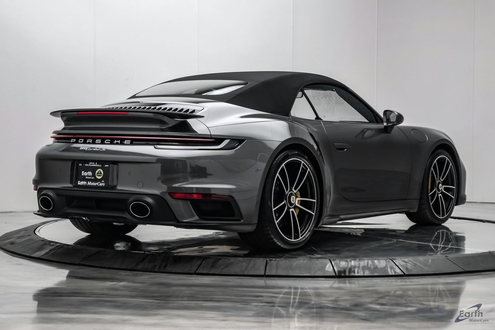 Used 2024 Porsche 911 Turbo S AWD/4WD image 22