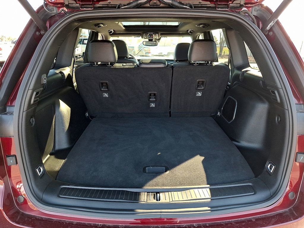 Used 2024 Jeep Grand Cherokee Limited 4xe image 31