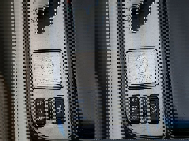 Used 2009 Lexus SC 430 Convertible image 32