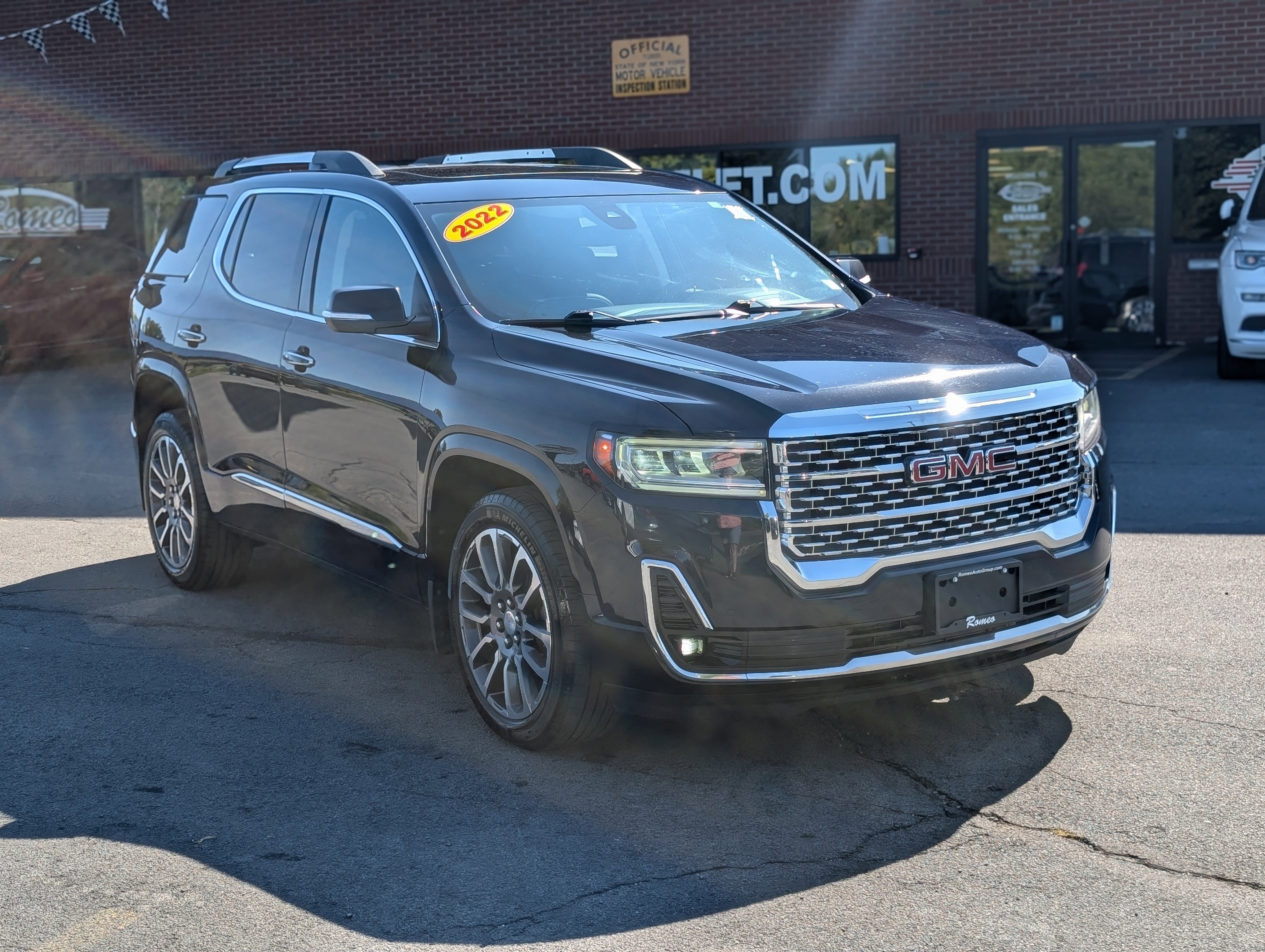 Used 2022 GMC Acadia Denali w/ Trailering Package image 14