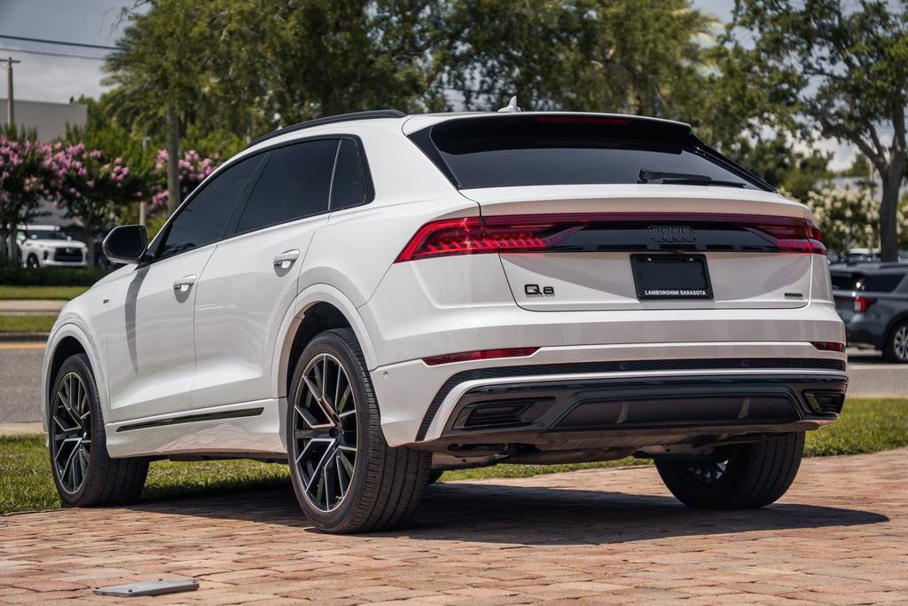 Used 2023 Audi Q8 Premium Plus w/ Premium Plus Package AWD/4WD image 3