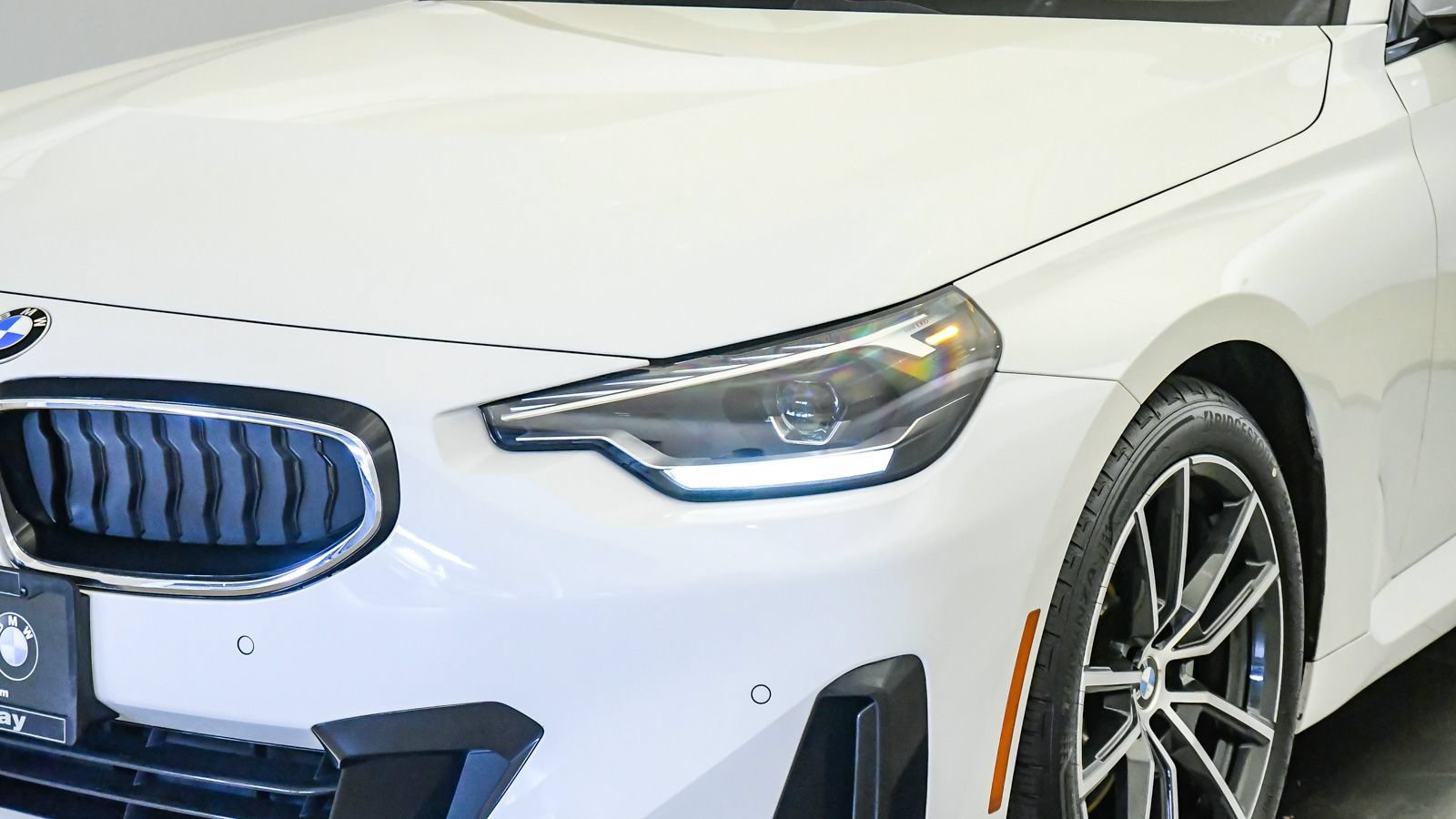 Used 2023 BMW 230i Coupe w/ Convenience Package RWD image 9