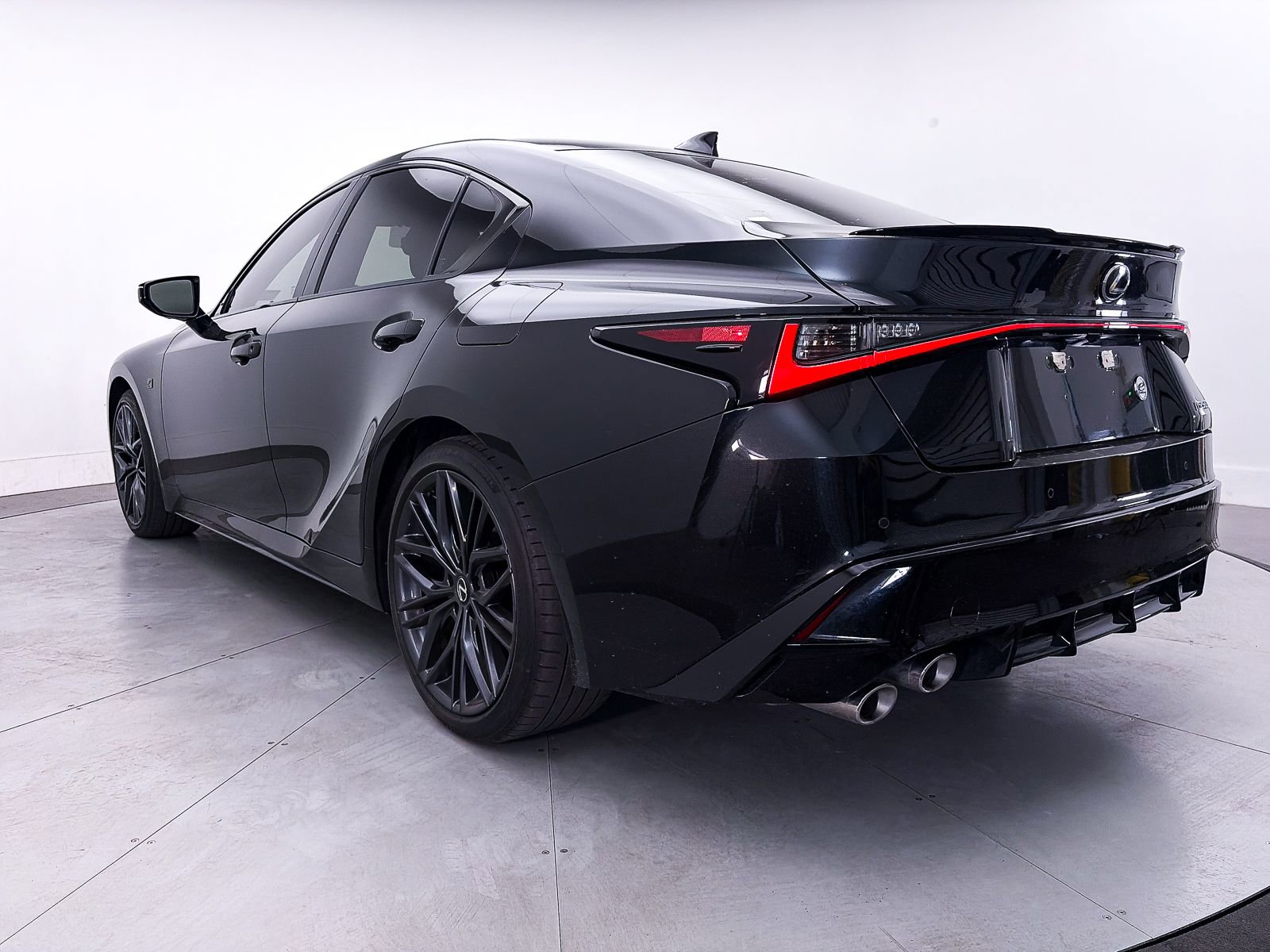 Used 2023 Lexus IS 500 RWD image 14