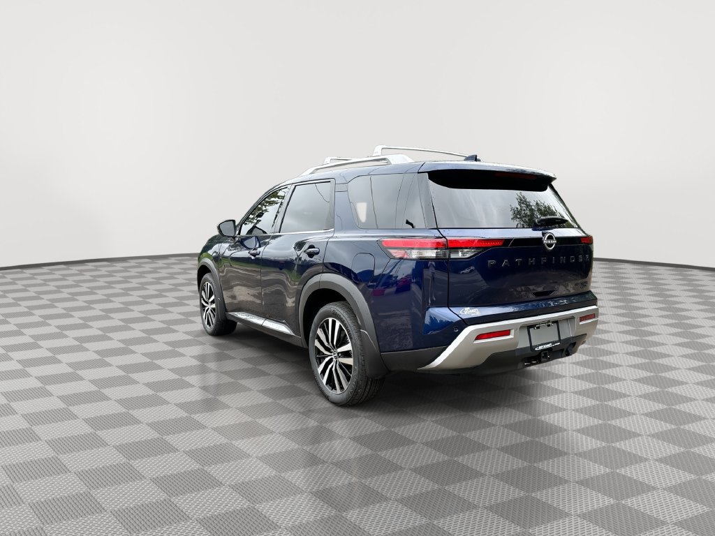 Certified 2024 Nissan Pathfinder Platinum AWD/4WD image 9
