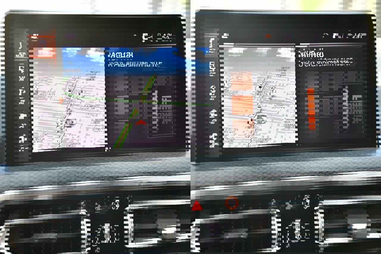 Used 2022 BMW X3 xDrive30i w/ M Sport Package 2 image 31