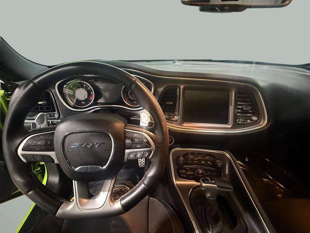 Used 2015 Dodge Challenger SRT w/ Technology Group image 21