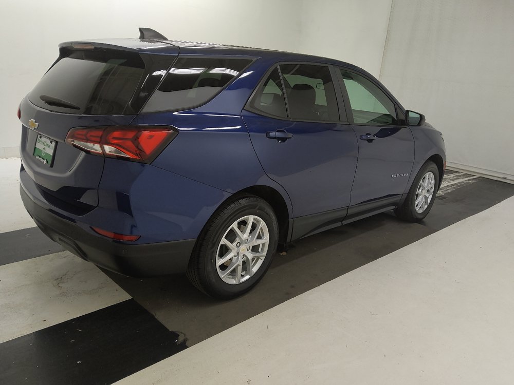 Used 2022 Chevrolet Equinox LS FWD image 10