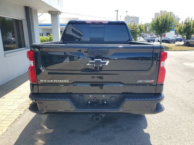 Used 2024 Chevrolet Silverado 1500 ZR2 w/ Technology Package AWD/4WD image 9