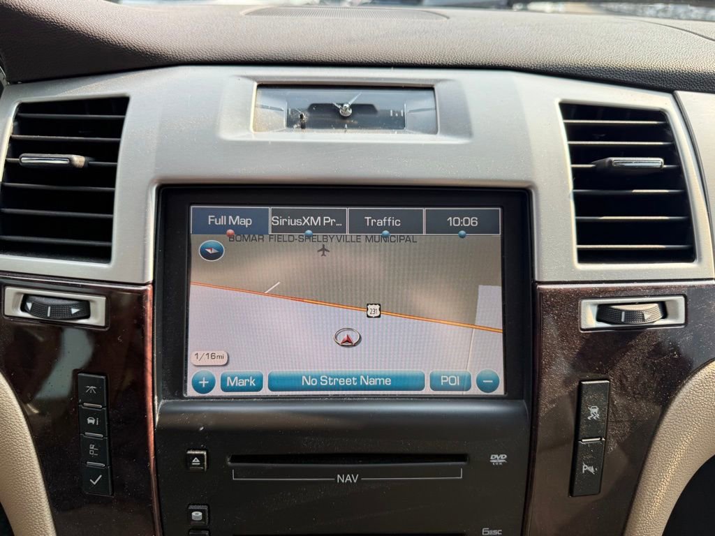 Used 2010 Cadillac Escalade EXT Premium image 14