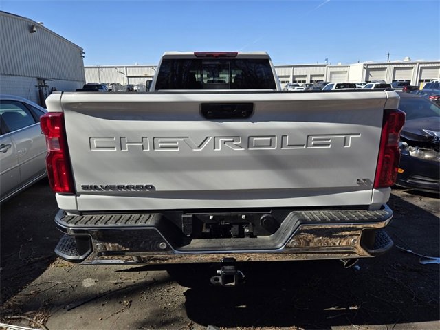 Used 2025 Chevrolet Silverado 3500 LT w/ Texas Edition image 8