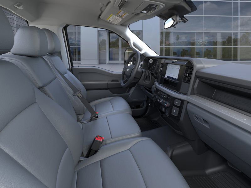 New 2025 Ford F550 4x4 Regular Cab Super Duty image 11