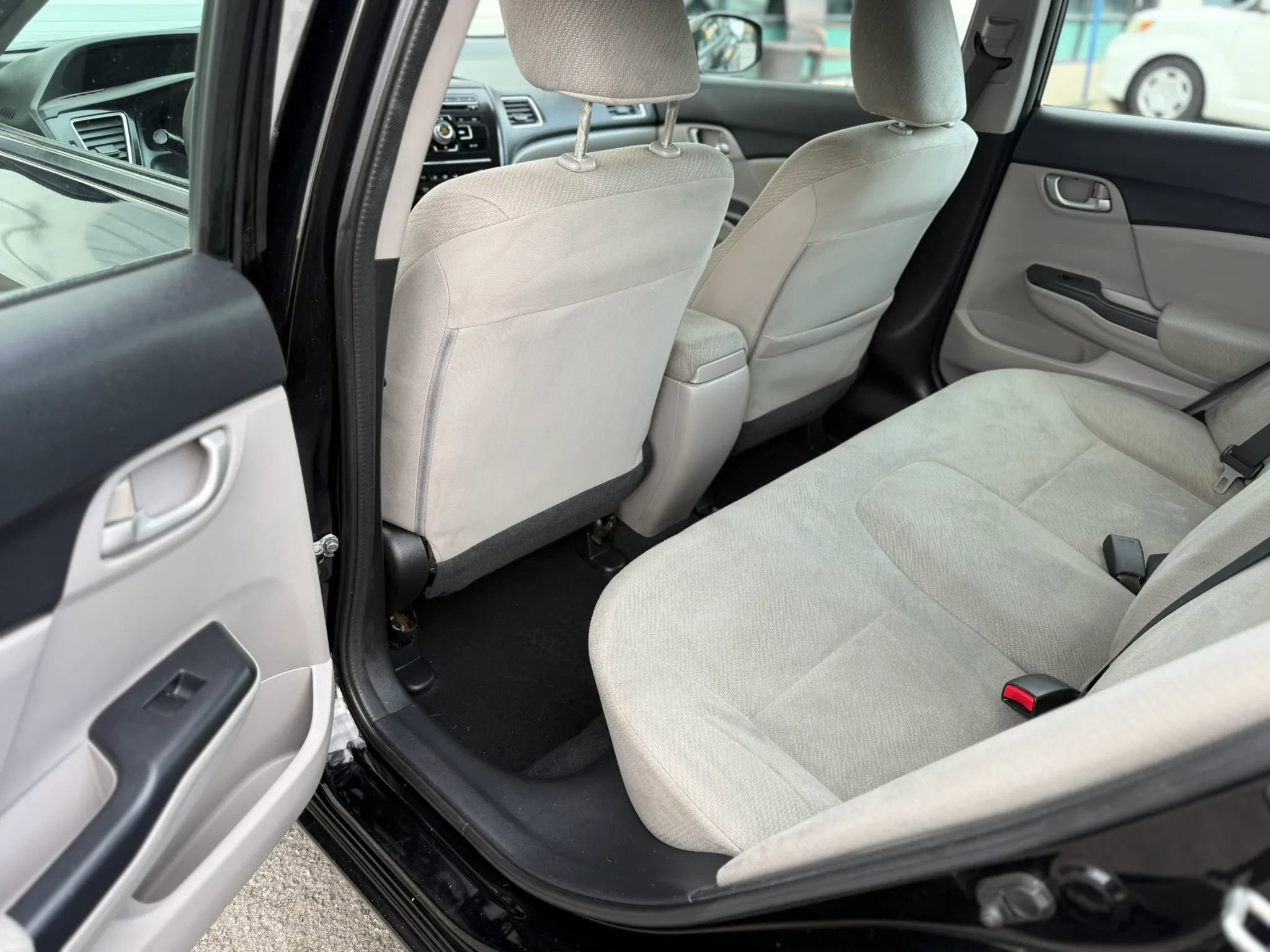 Used 2013 Honda Civic LX image 12