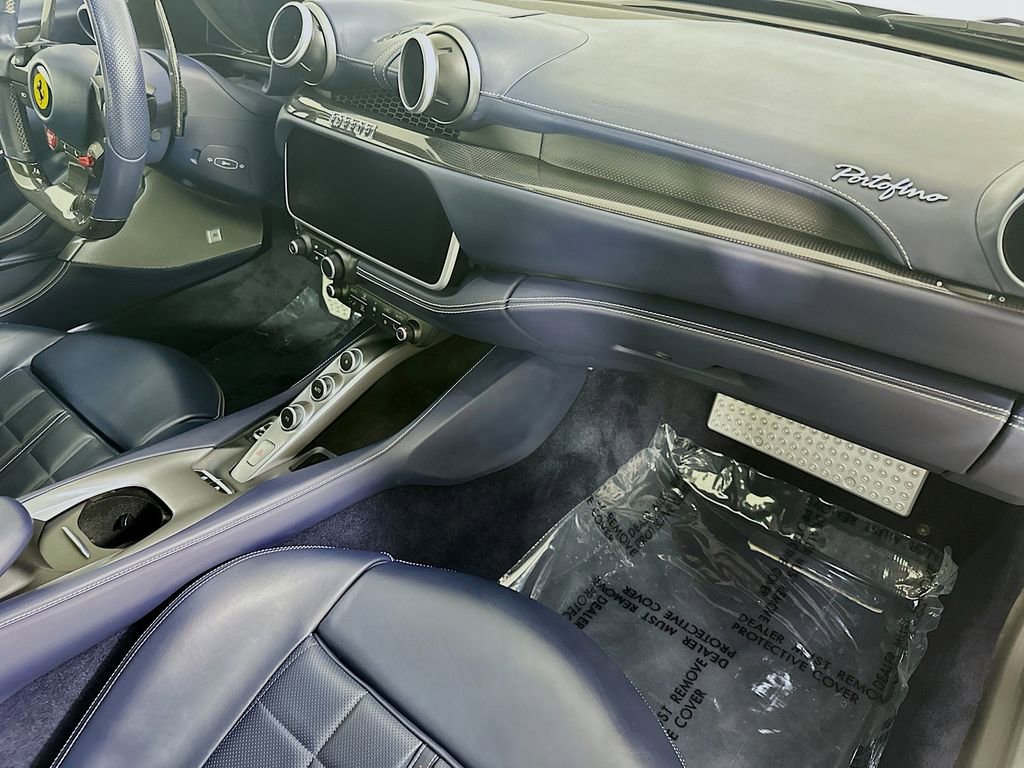 Used 2019 Ferrari Portofino image 26
