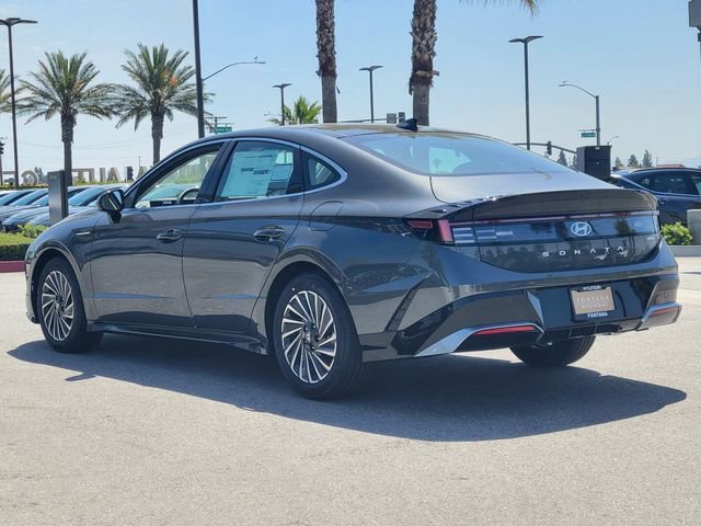 New 2026 Hyundai Sonata SEL FWD image 3