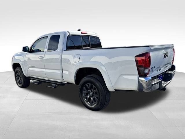 Used 2023 Toyota Tacoma SR5 image 3