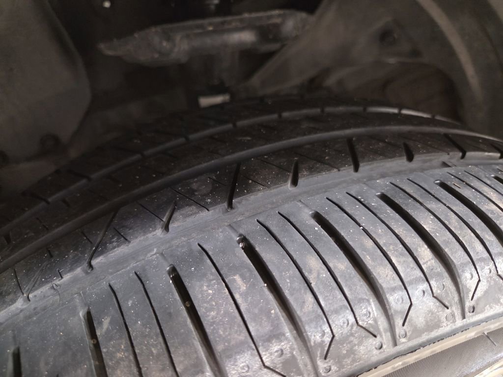 Used 2025 Mitsubishi Outlander SE image 26