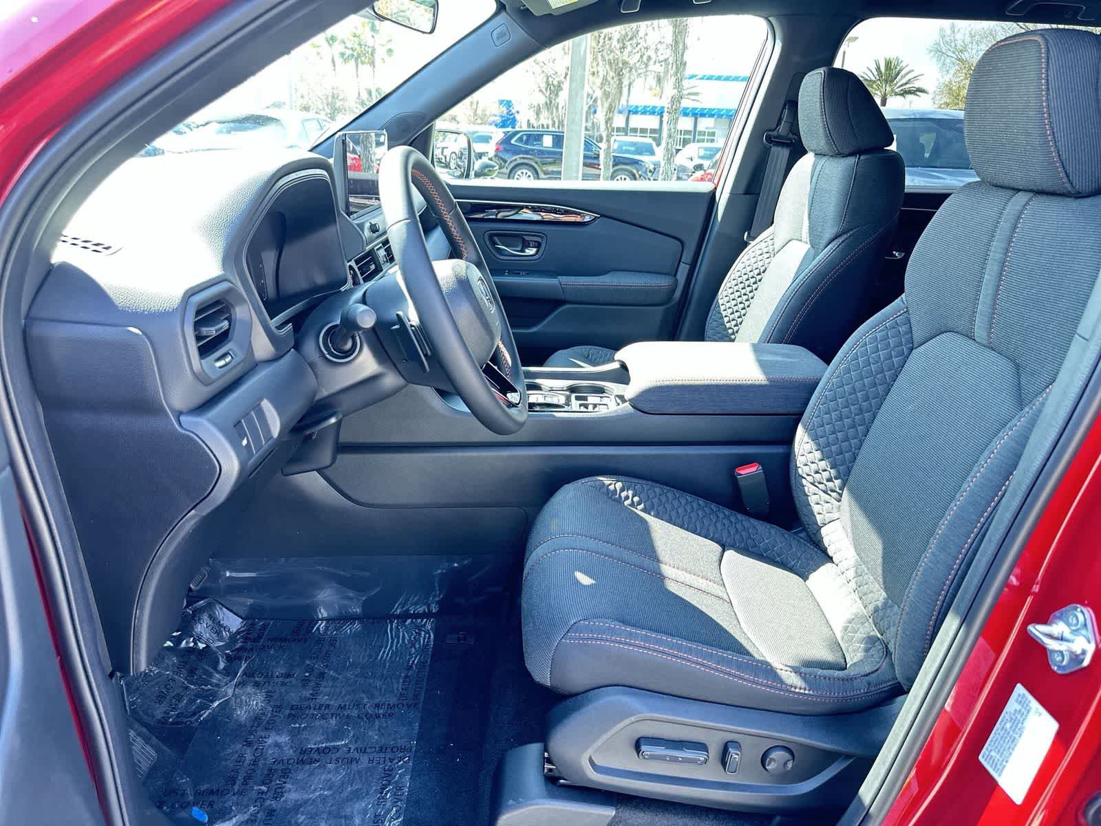 New 2026 Honda Pilot Sport image 13