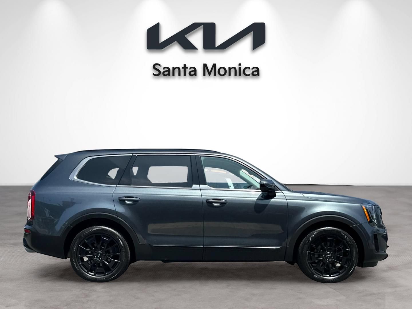 Certified 2022 Kia Telluride SX w/ SX Prestige Package AWD/4WD image 8