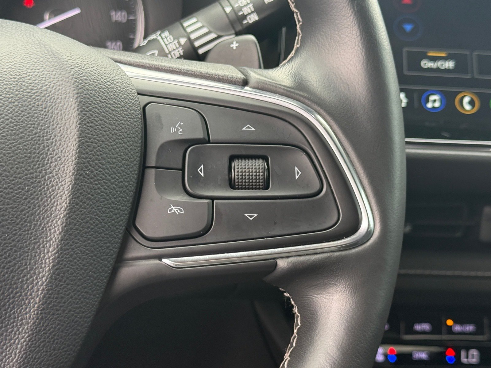 Used 2023 Buick Envision Avenir AWD/4WD image 15