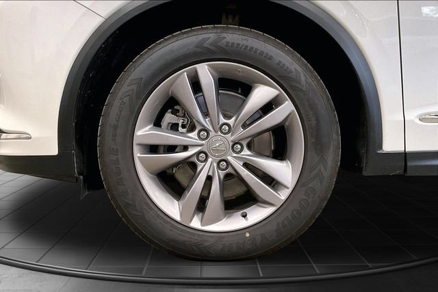 Used 2022 Acura MDX SH-AWD image 11