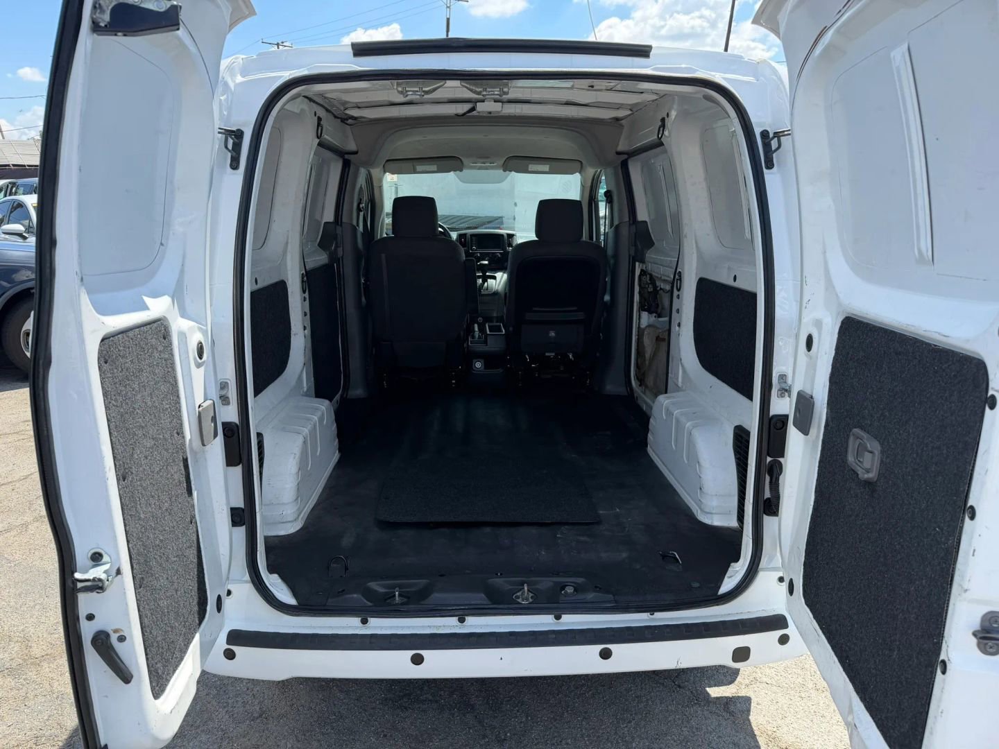 Used 2020 Nissan NV200 SV FWD image 13