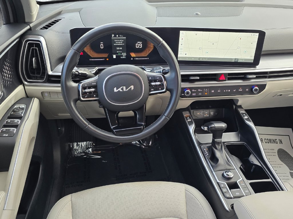 Certified 2025 Kia Sorento EX FWD image 11