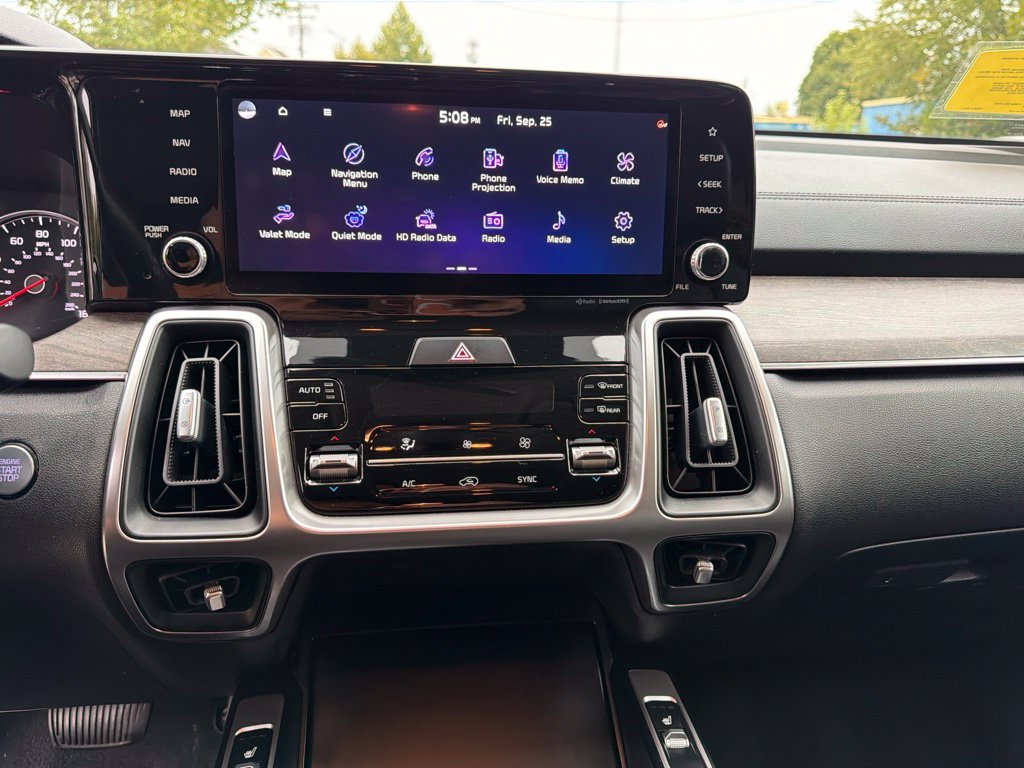 Certified 2022 Kia Sorento S AWD/4WD image 21