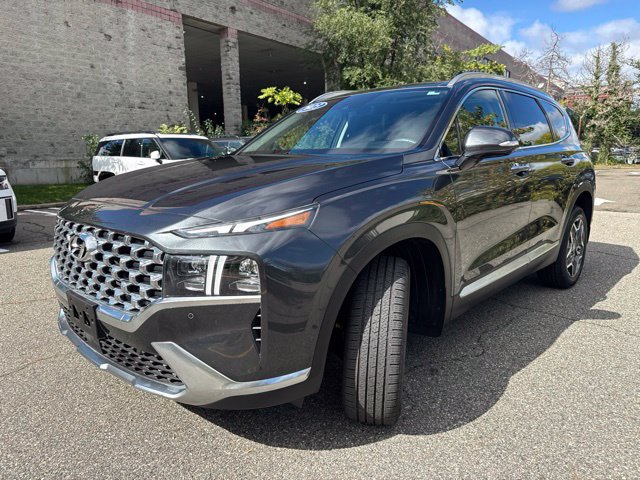 Used 2023 Hyundai Santa Fe Limited w/ Cargo Package AWD/4WD image 3