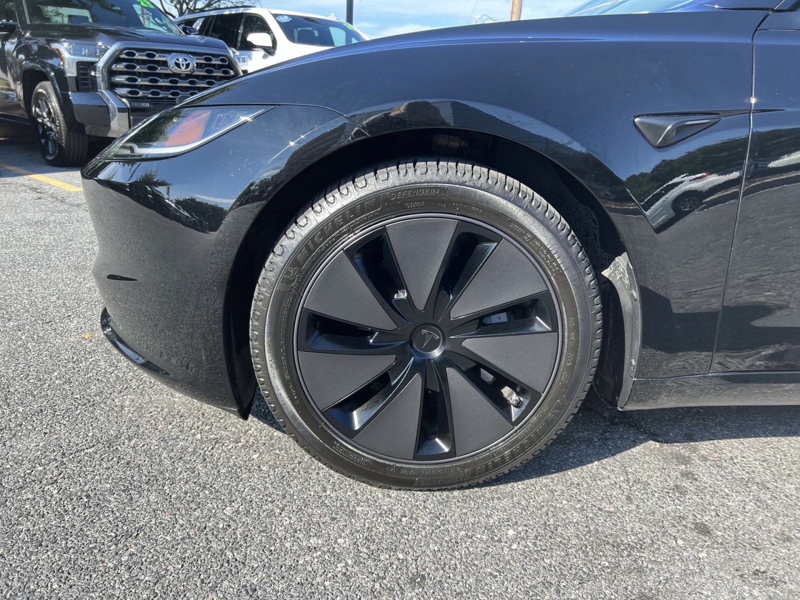 Used 2025 Tesla Model 3 Long Range AWD/4WD image 12
