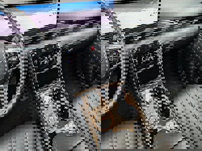 Used 2025 Genesis GV80 2.5T Standard image 22