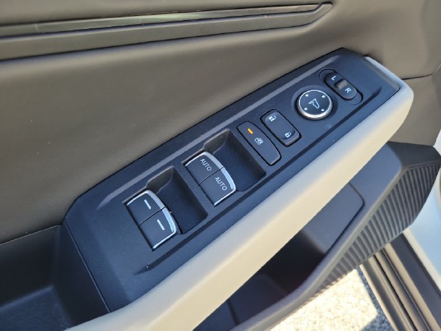 Certified 2024 Honda Accord EX image 9