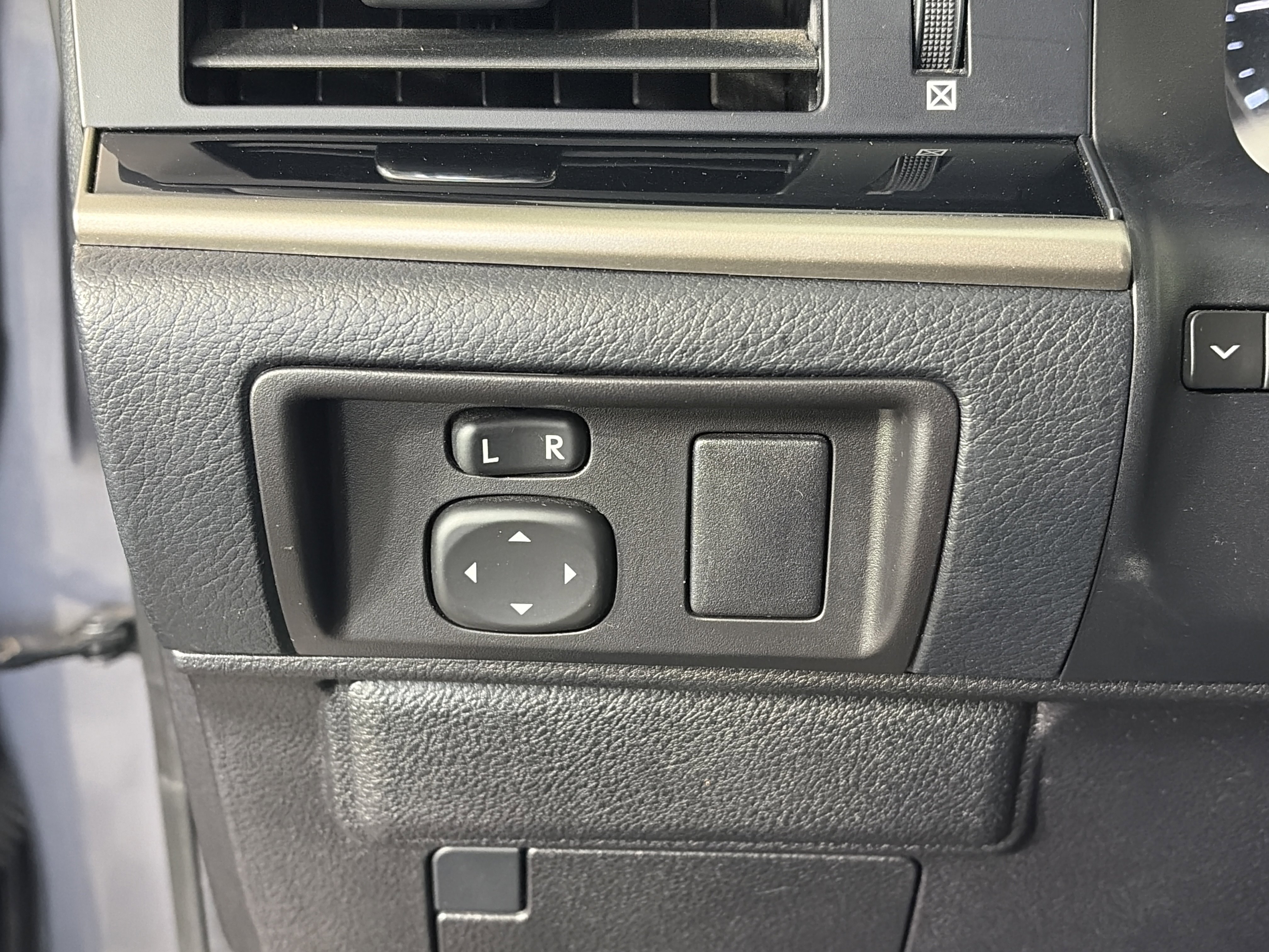 Used 2016 Lexus ES 350 w/ Accessory Package 2 image 24