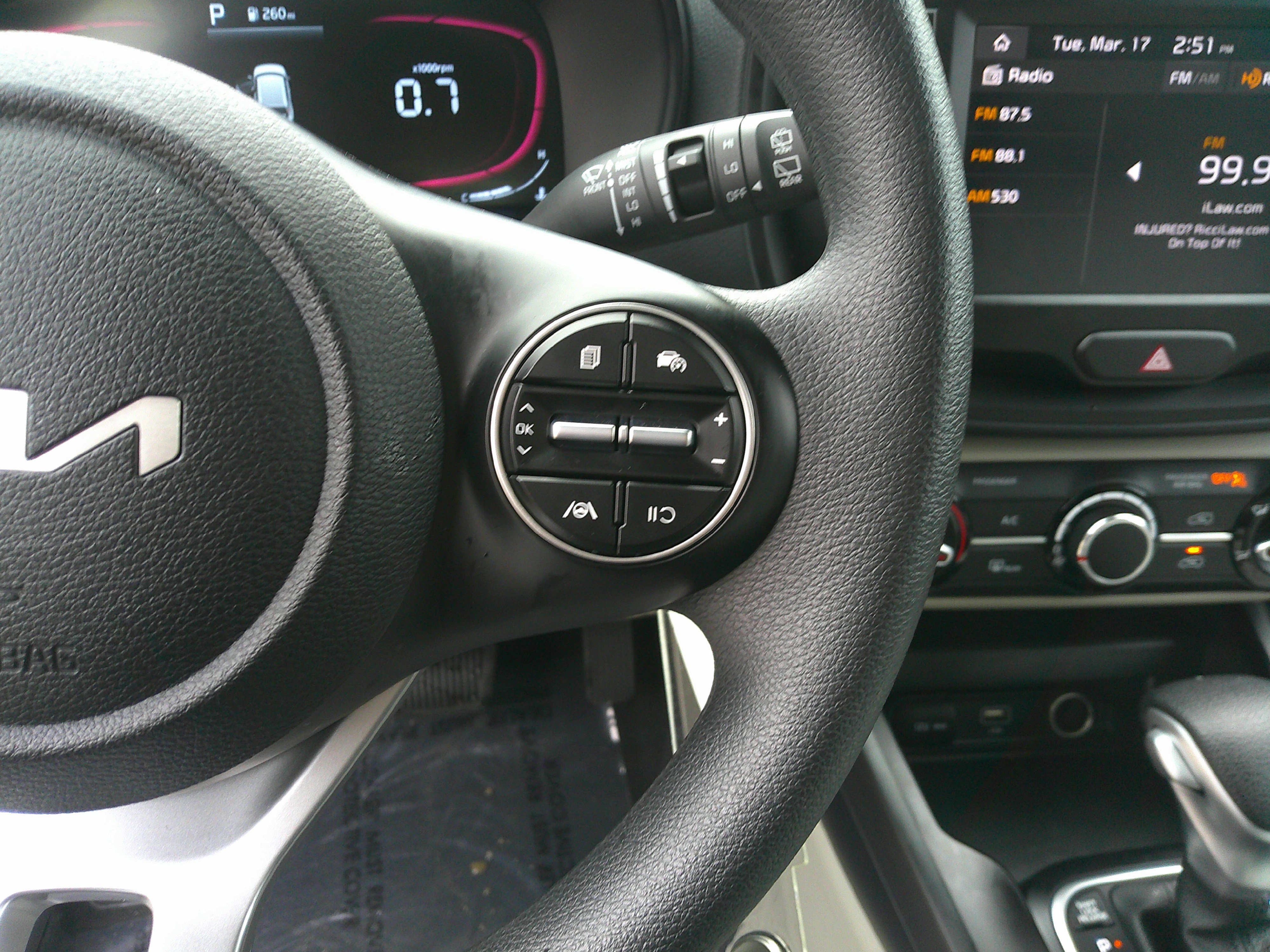 Used 2025 Kia Soul LX w/ LX Technology Package image 25