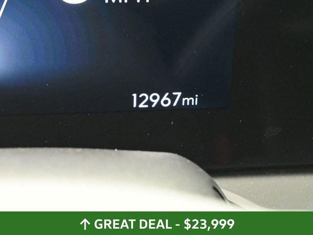 Used 2025 Buick Envista Sport Touring image 37