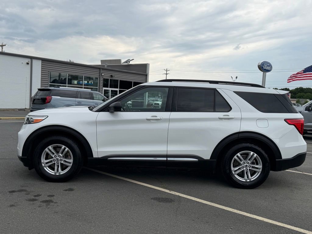 Used 2020 Ford Explorer XLT w/ Equipment Group 202A RWD image 7