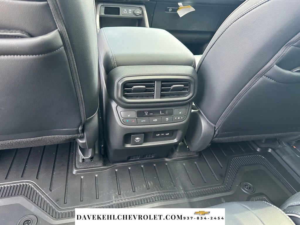 Used 2025 Honda Pilot Elite image 26
