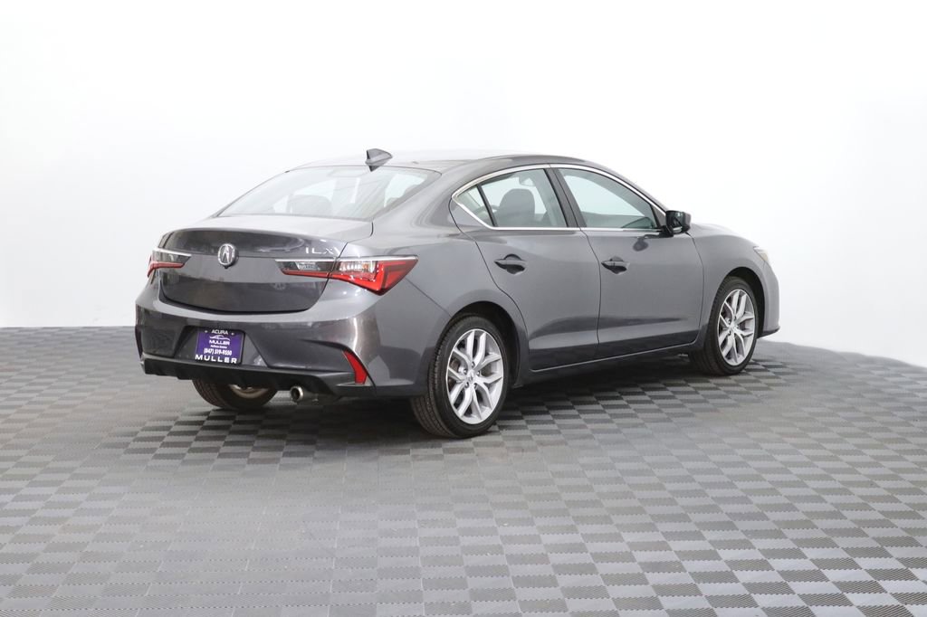 Used 2019 Acura ILX image 9