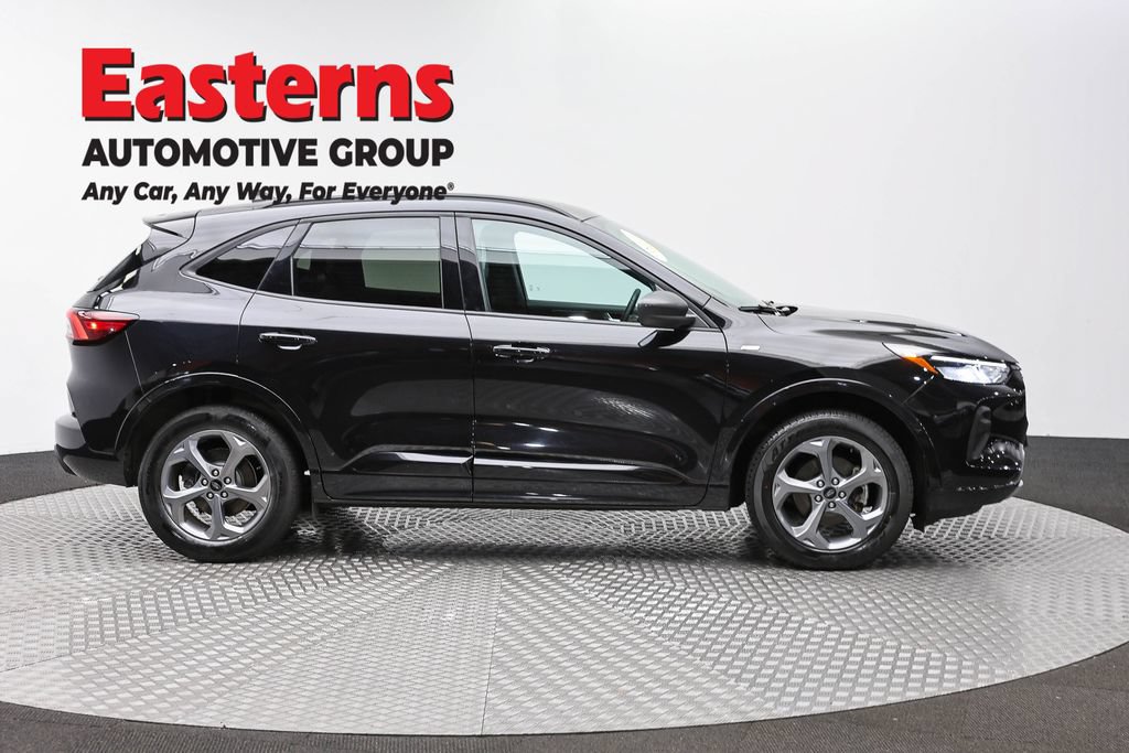 Used 2024 Ford Escape ST-Line AWD/4WD image 4