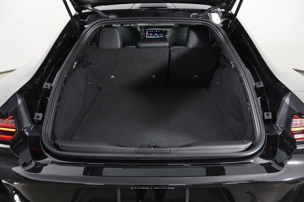 New 2026 Dodge Charger Scat Pack w/ Blacktop Package AWD/4WD image 18