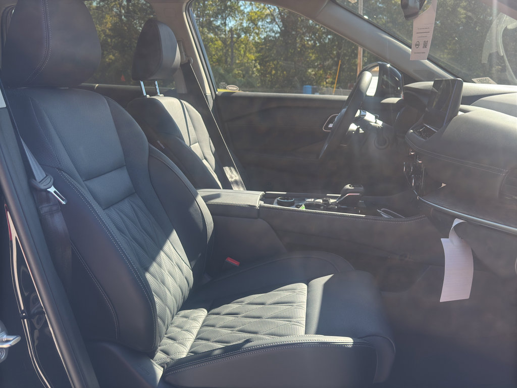 New 2026 Nissan Rogue Platinum w/ Platinum Premium Package image 15